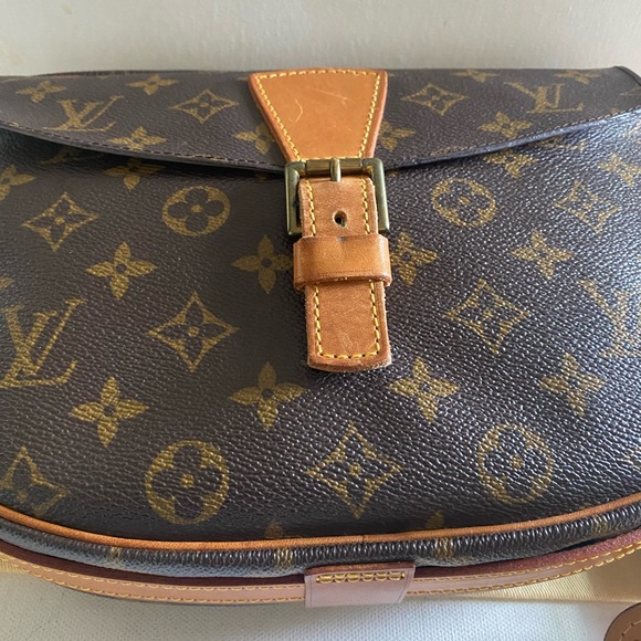 AUTHENTIC LOUIS VUITTON MONOGRAM GENEFEUILLE POCHETTE SHOULDER BAG - Picture 5 of 11